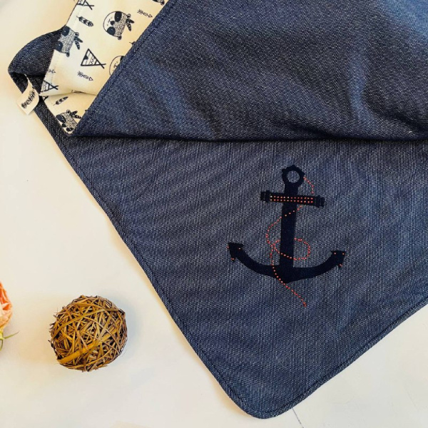 Плед детский с бантом Bebika (13/17-9), состав: верх - 80% натуральный хлопок, 20% полиэстер; подкладка 100% хлопок; наполнитель - микрофайбер, р-р 90х90 см